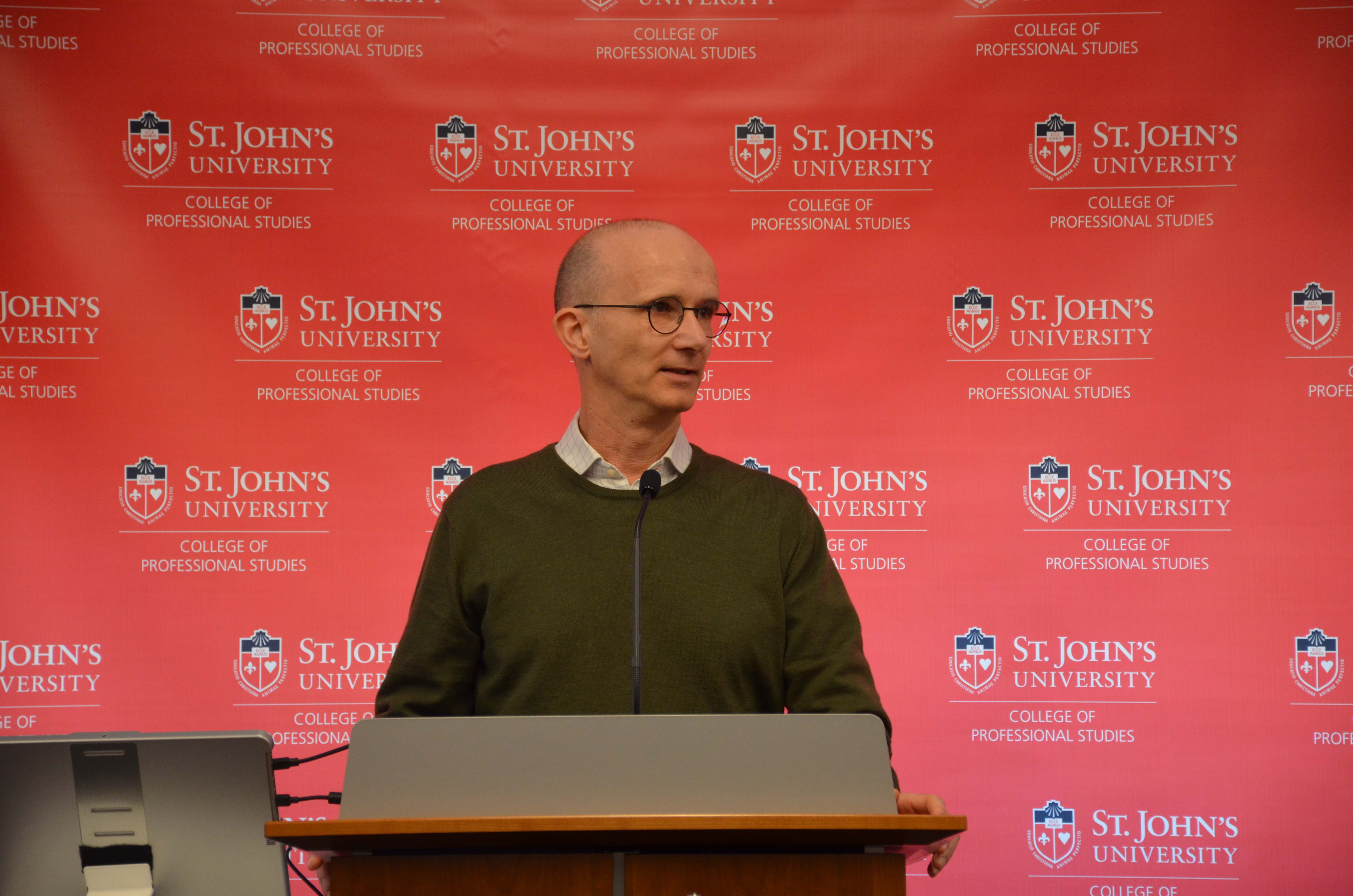 Conferenza, St.John's University, New York 2018